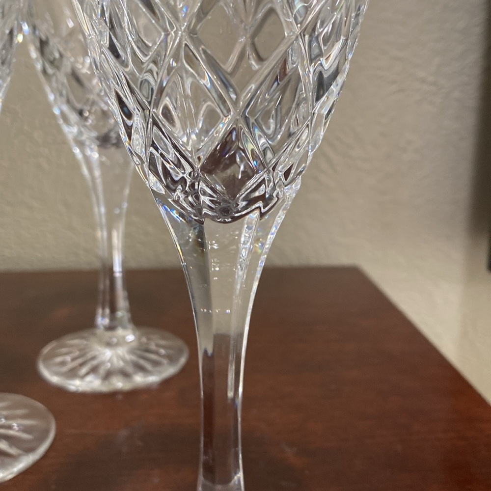 Set of 4, Vintage, Royal Doulton Crystal Wine Glasses - Picture 2 of 8